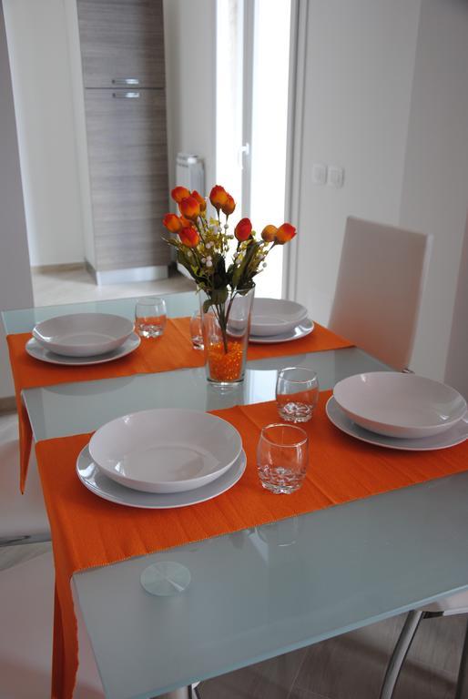 Sesto Piano House Apartment โมโนโปลี ภายนอก รูปภาพ